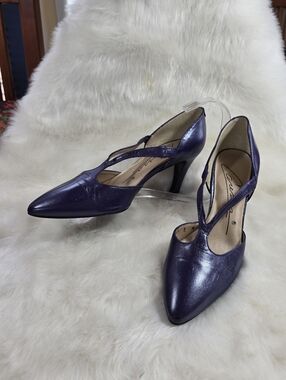 Caressa Purple Pointed-Toe T-Strap Pumps